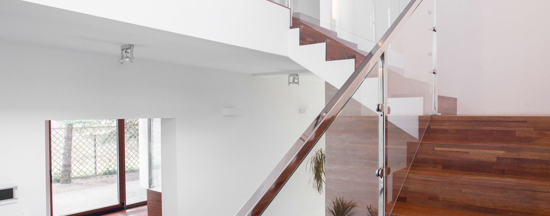 Moderne Treppe in einem Haus